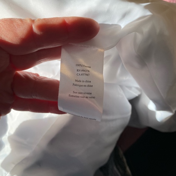 Beautiful stylish coat by Samuel Dong - Picture 5 of 5